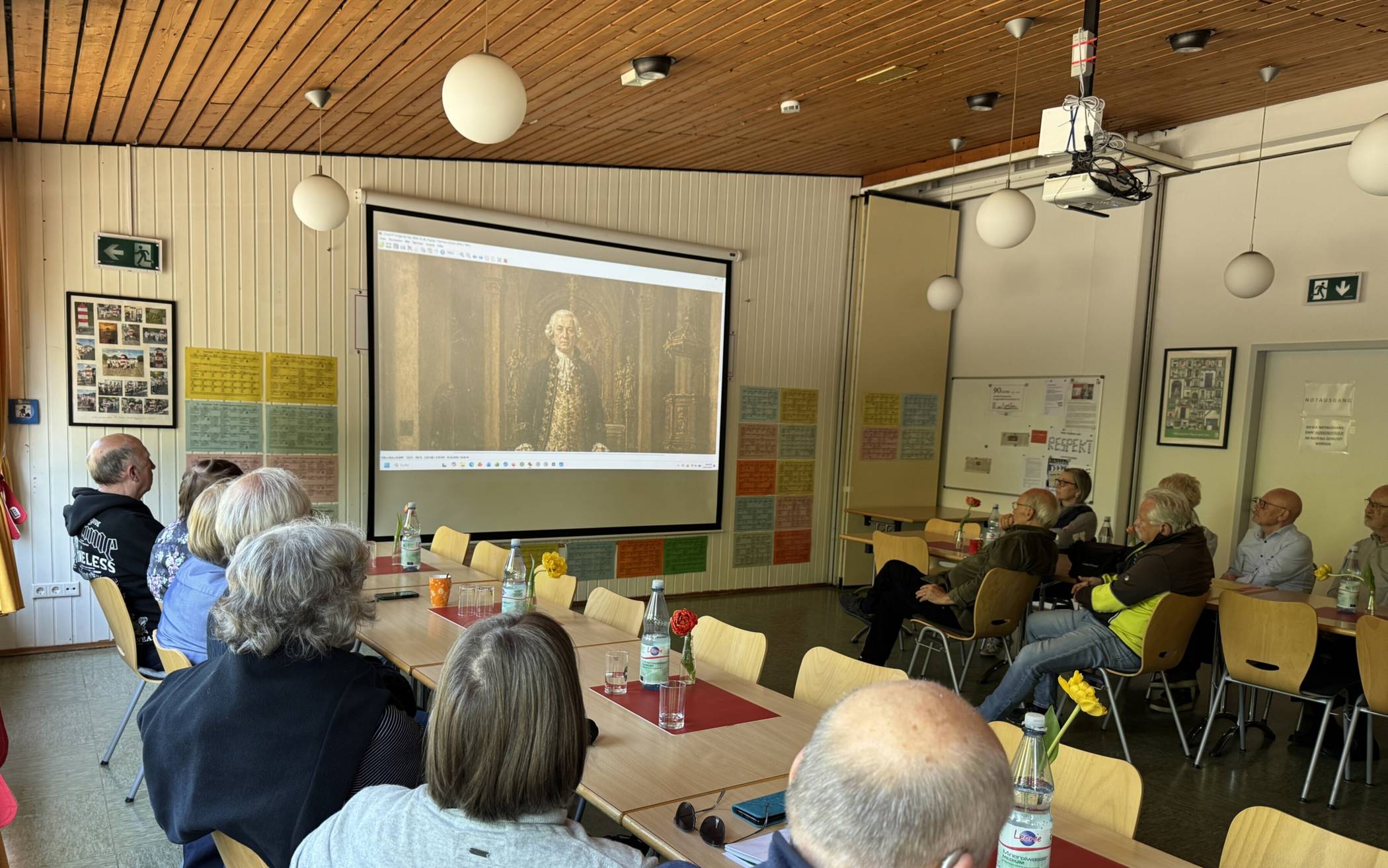 KI zum Anfassen: Förderung ermöglicht Workshop-Reihe