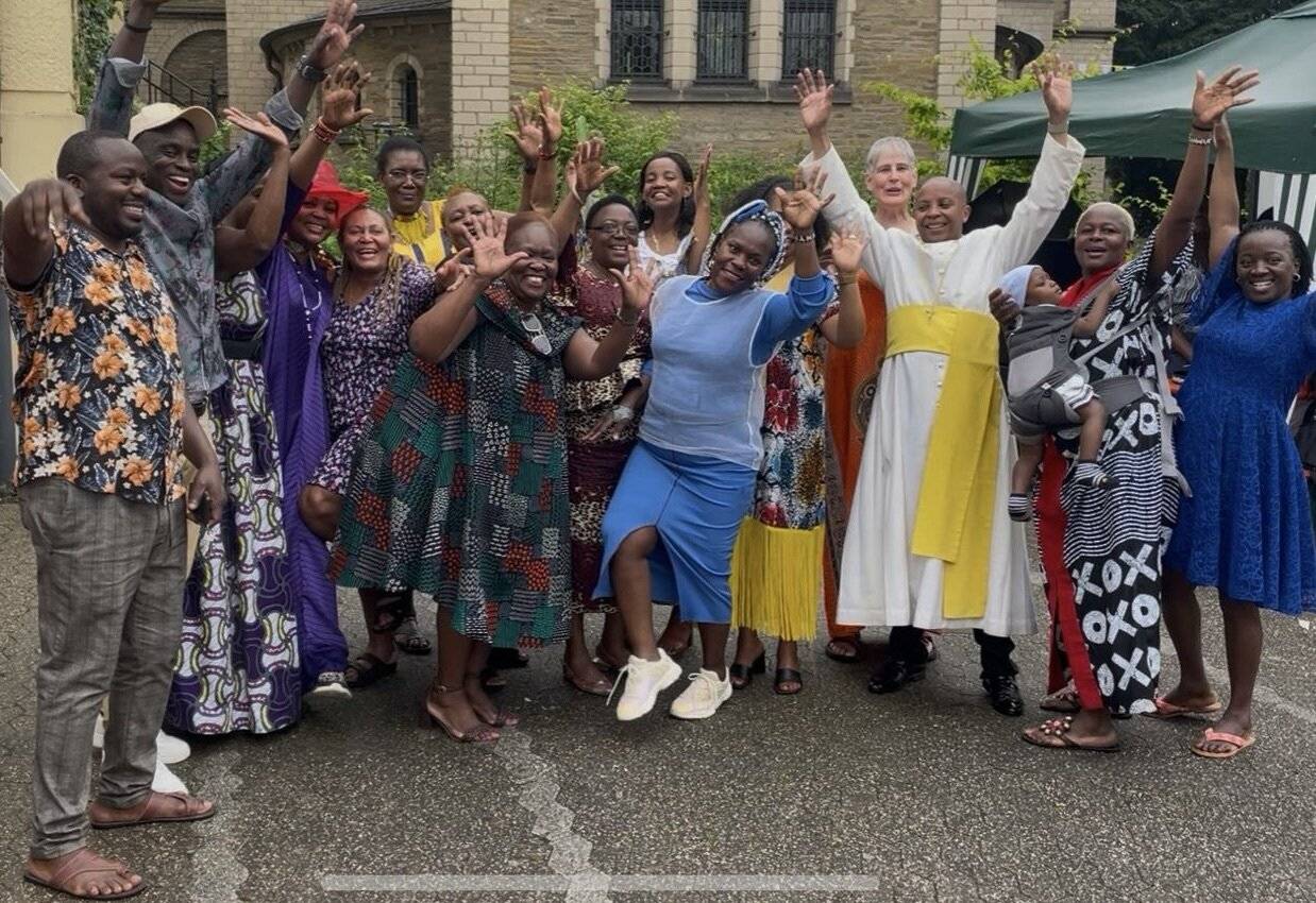 Chortag mit Pater George und seinem afrikanischen Chor