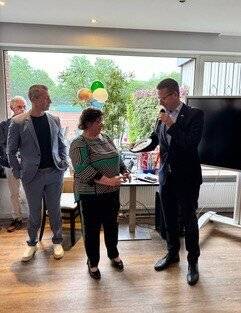 Auch Bürgermeister Christoph Schultz kam, um dem Verein zum 50. Geburtstag zu gratulieren.