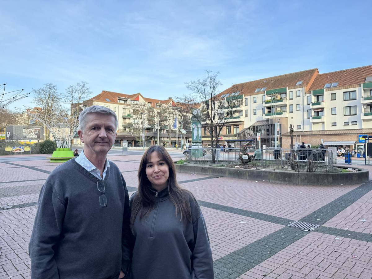 „Hand in Hand“ ab August im Forum Sandheide