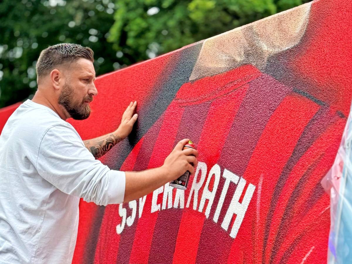 Tolle Kunstwerke am Toni-Turek-Stadion