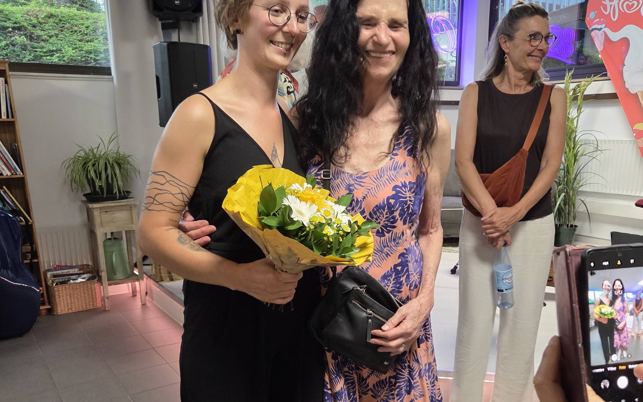 Bilder: Konzert mit Lucy Luu im Café 28 in Erkrath