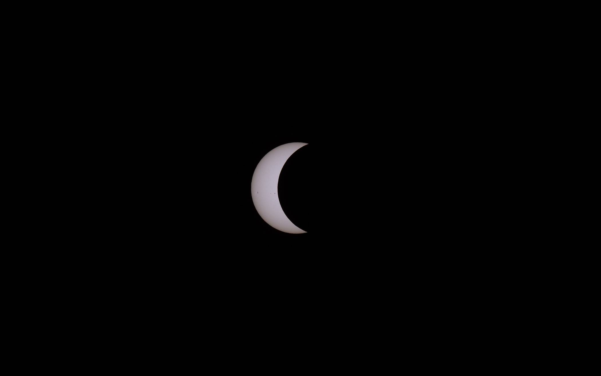 Bilder: Für die Sonnenfinsternis kamen viele zum Observatorium