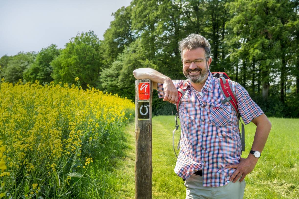  Manuel Andrack auf dem neanderland-STEIG. 