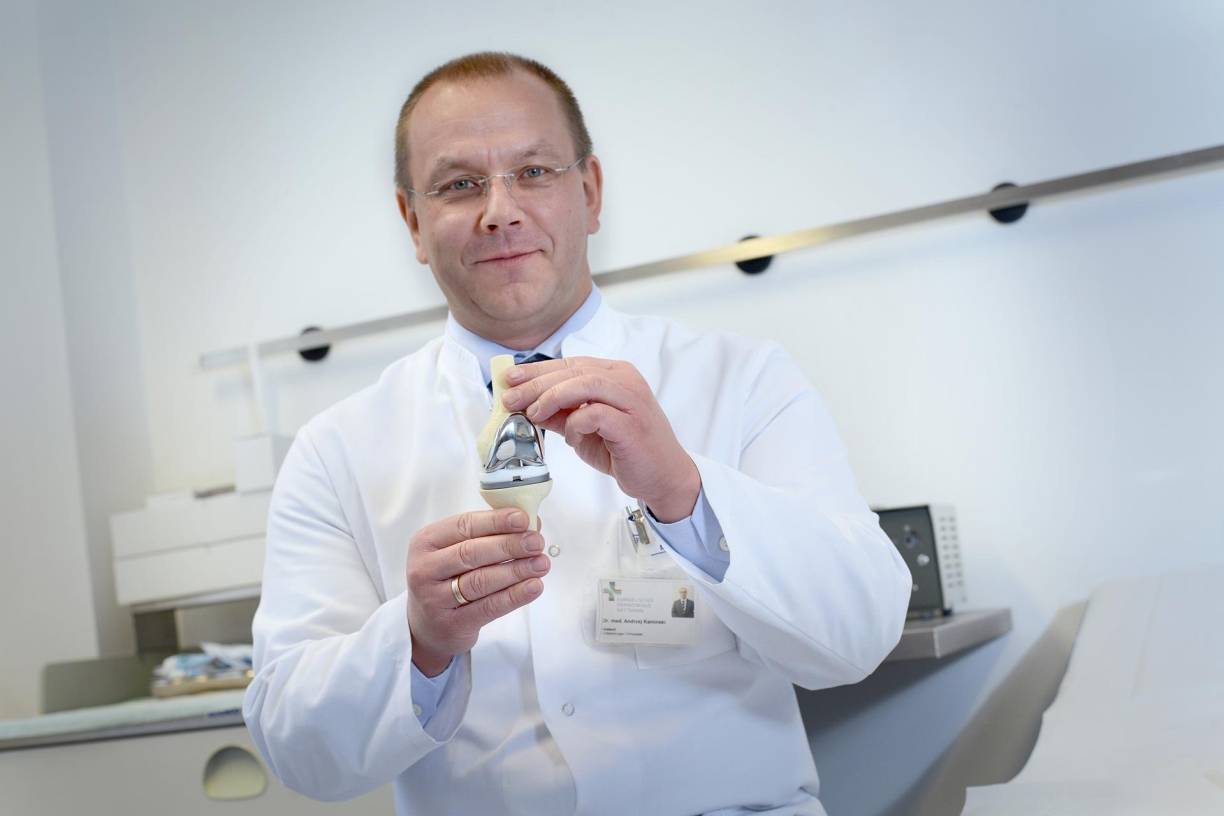 Mit Hilfe eines Modells können Verletzungen oder Eingriffe für den Patienten...