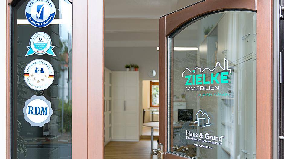 Auch beim Thema Scheidung hilft Zielke Immobilien mit kompetenter Beratung und absoluter...