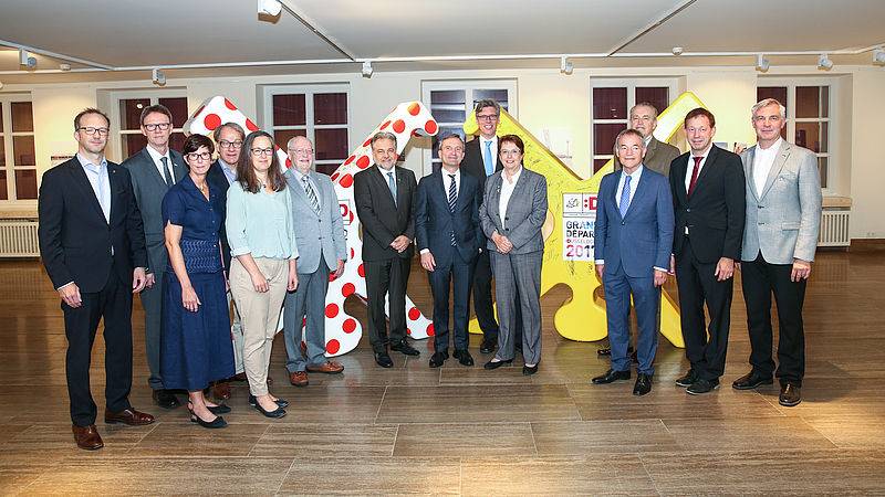 Tour-Städte von Düsseldorf bis Aachen begeistert vom Start der Tour de France