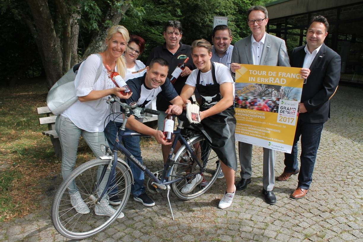  Stadt, Vereine und örtliche Gastronomie laden zum französischen Frühschoppen zur Tour de France am 2. Juli ein. 