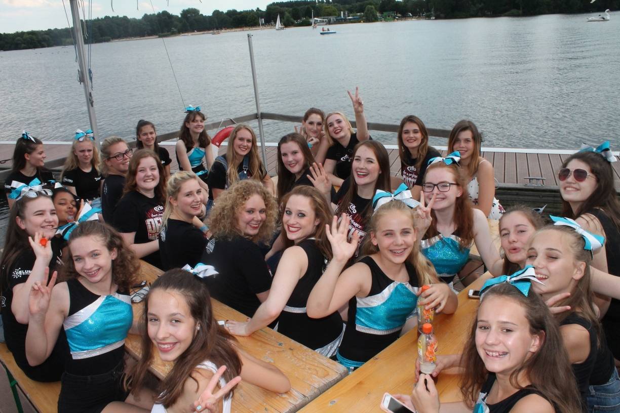  Nach der Europameisterschaft: Dragon Flames machen Party auf dem Unterbacher See. 