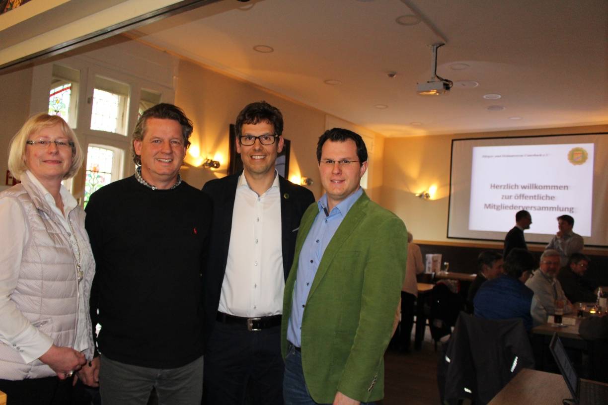  Der amtierende Vorstand: Claudia Kluth, Roland Sander, Dr. Stefan Schrewe und Henrik Damgaard. 
