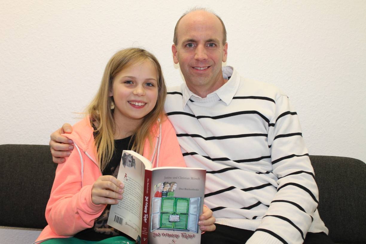 Hochdahlerin schreibt erstes Buch mit elf Jahren