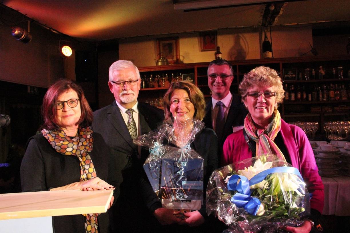  Sie waren auch bei der Feier dabei: (v.l.) die Beigeordnete Helga Stulgies, Ratsherr Rolf Schulte, Susanne Merks, Geschäftsführer Peter von Rappard und Angelika Fourmont. 