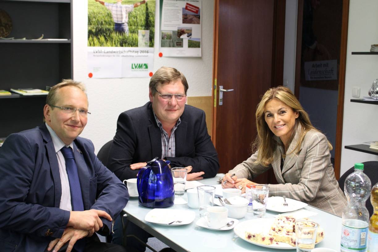 Noll zu Besuch bei der Kreisbauernschaft Mettmann