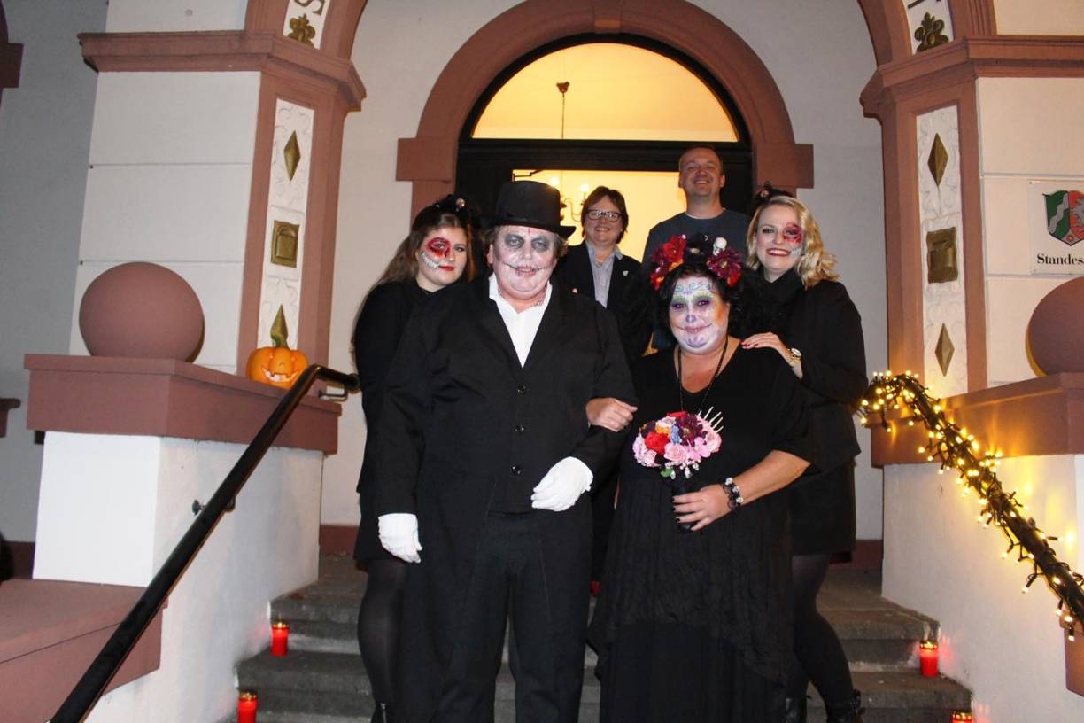 Schaurig schöne Halloweenhochzeit