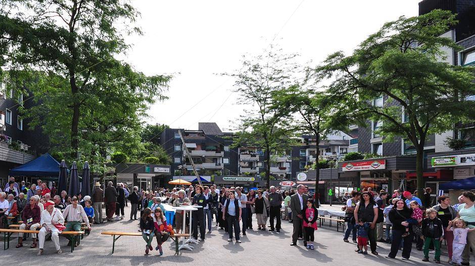 Viele Besucher lockte der Kirchentag bereits...