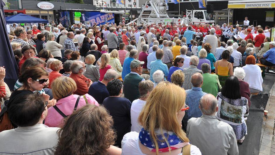Viele Besucher lockte der Kirchentag bereits...