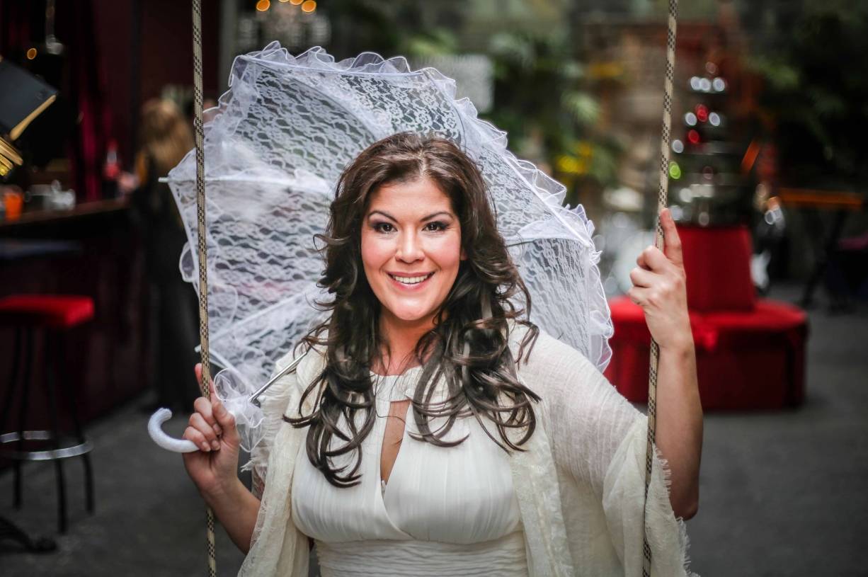  Sie will jetzt so richtig durchstarten: Dilek Doysak beim Videodreh zu ihrem neuen Musikvideo "You light my life". 