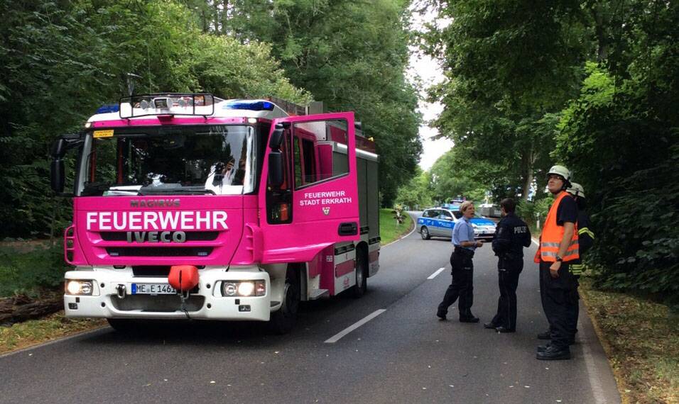 Feuerwehr Erkrath schwer im Einsatz