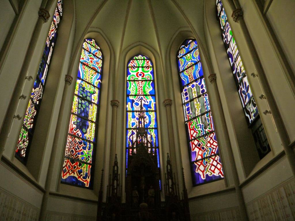 Pilger, Orgeln, Kirchenfenster