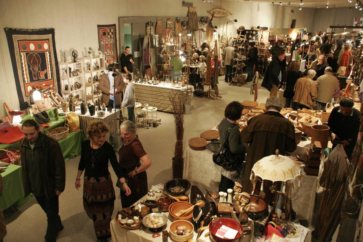  Der Markt der Kulturen im Neanderthal Museum bietet ein mannigfaltiges Angebot an. 