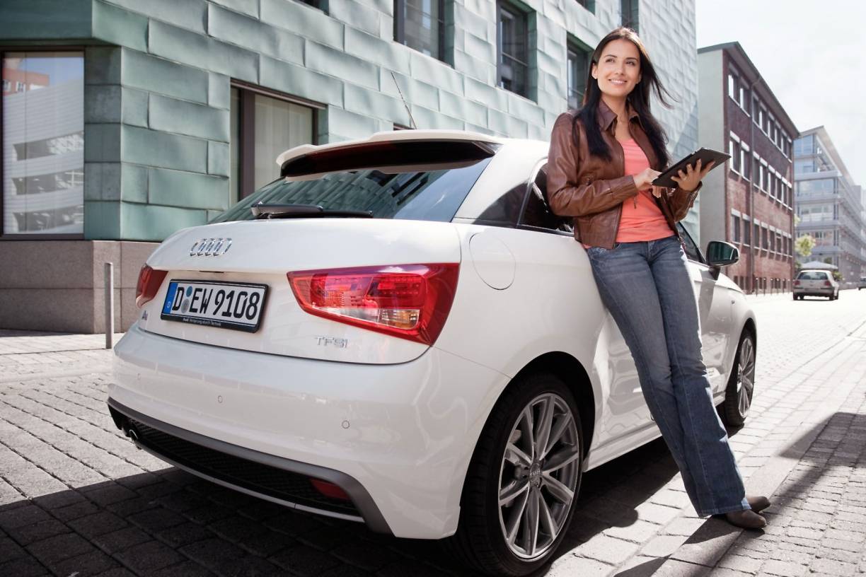  Mit speziellen Leasingprogrammen wie der "Professional Class" sparen Selbstständige und Freiberufler bares Geld und können Vorteile nutzen, die sonst nur Geschäftskunden offen stehen. 