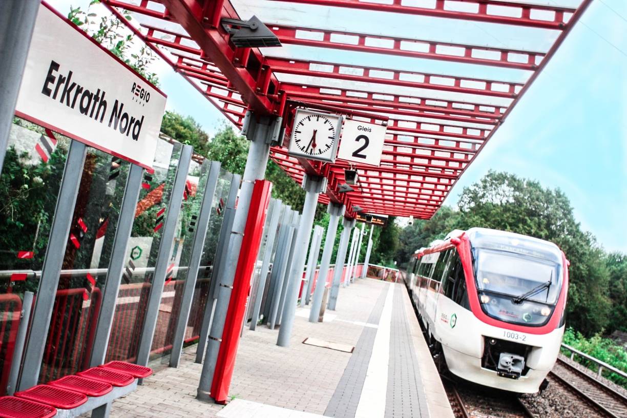 Gähnende Leere herrscht zu manchen Tageszeiten am Bahnhof Erkrath-Nord. Zukünftig könnte die S28 hier nur noch zwei Mal stündlich halten und einmal pro Stunde ohne Halt vorbeidüsen, um schneller in Wuppertal anzukommen.  