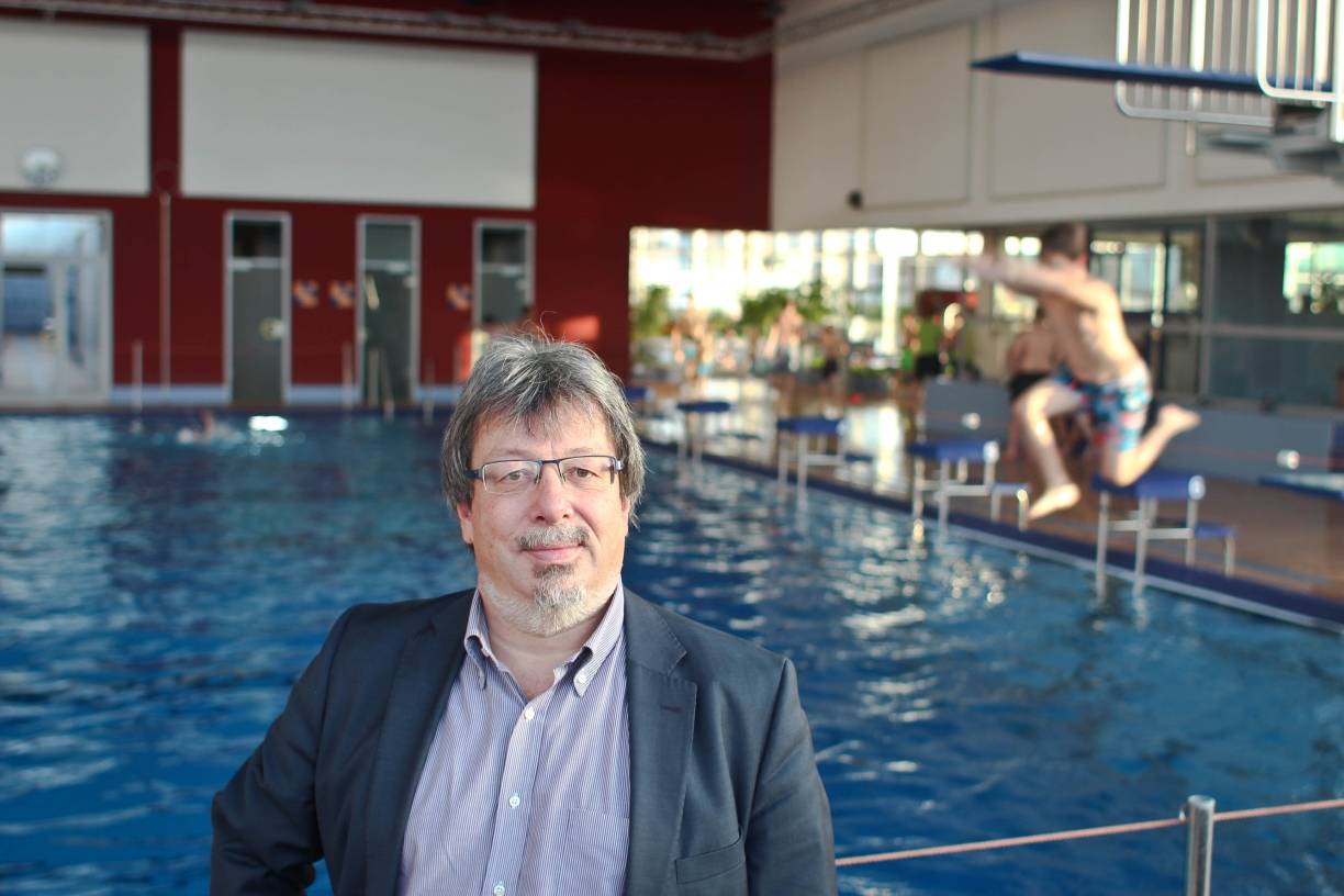  Peter Knitsch sitzt für die Erkrather Grünen im Aufsichtsrat der Stadtwerke. „Eine erneute Erhöhung der Nutzungsendgelte für Schwimmvereine ist nicht vertretbar“, sagt er. 