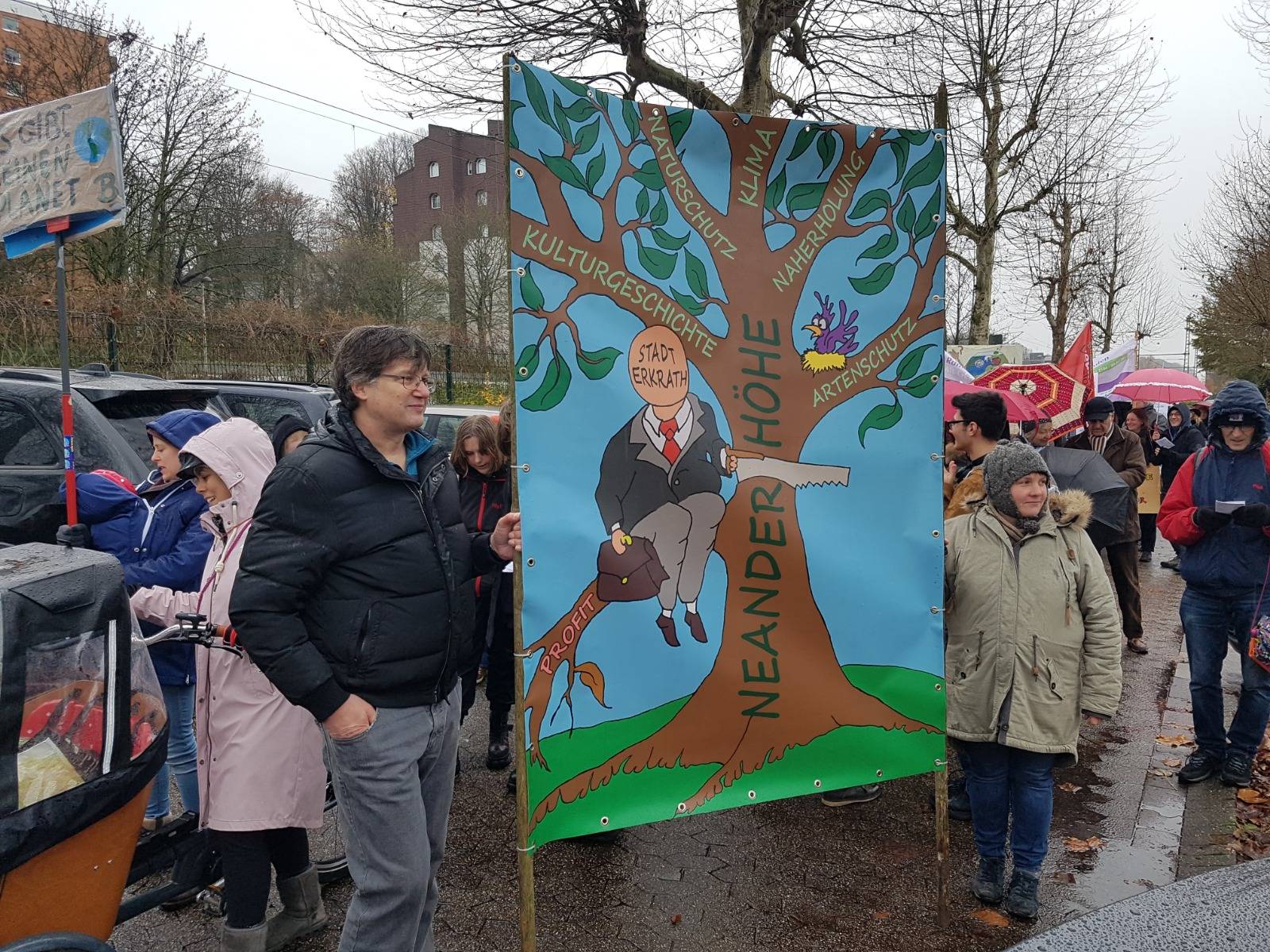  Demonstraten der Fridays for Future-Bewegung in Erkrath. 