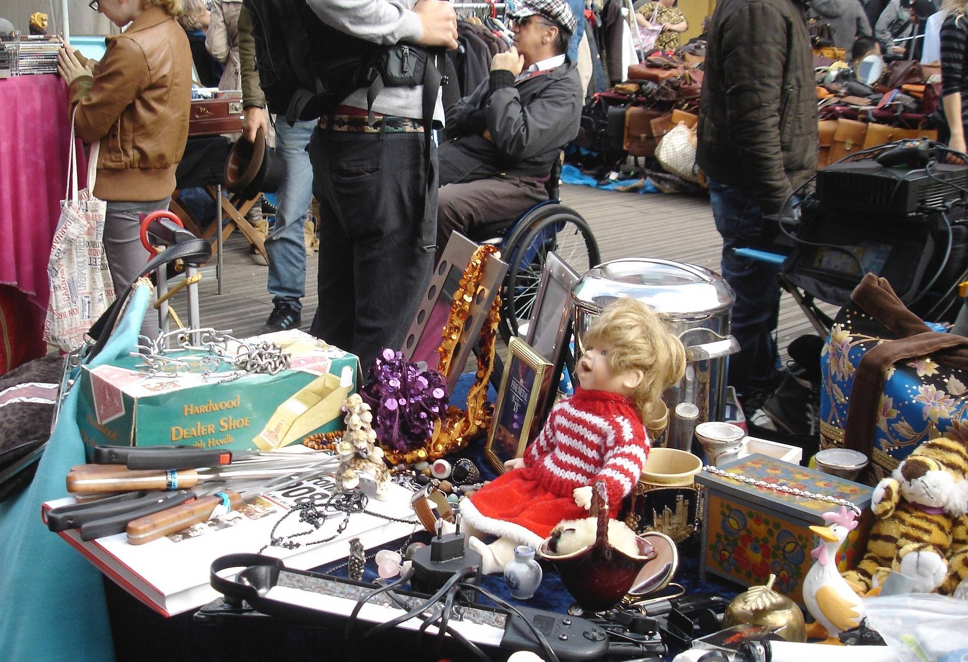 Trödelmarkt im Bürgerhaus Hochdahl wird verschoben: Kindersachenflohmarkt ersatzlos abgesagt