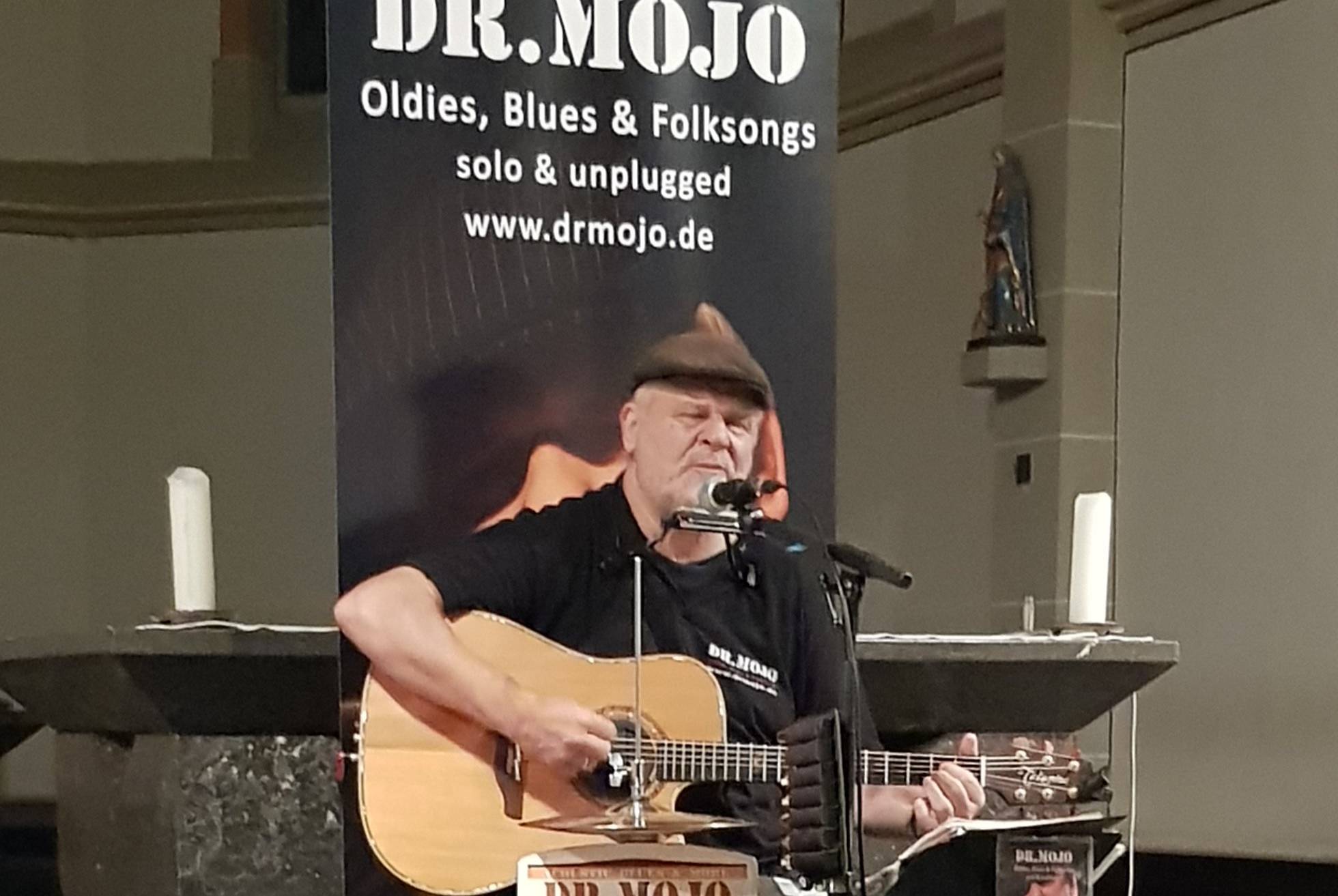  Dr. Mojo in der Franziskus Kirche Hochdahl. 