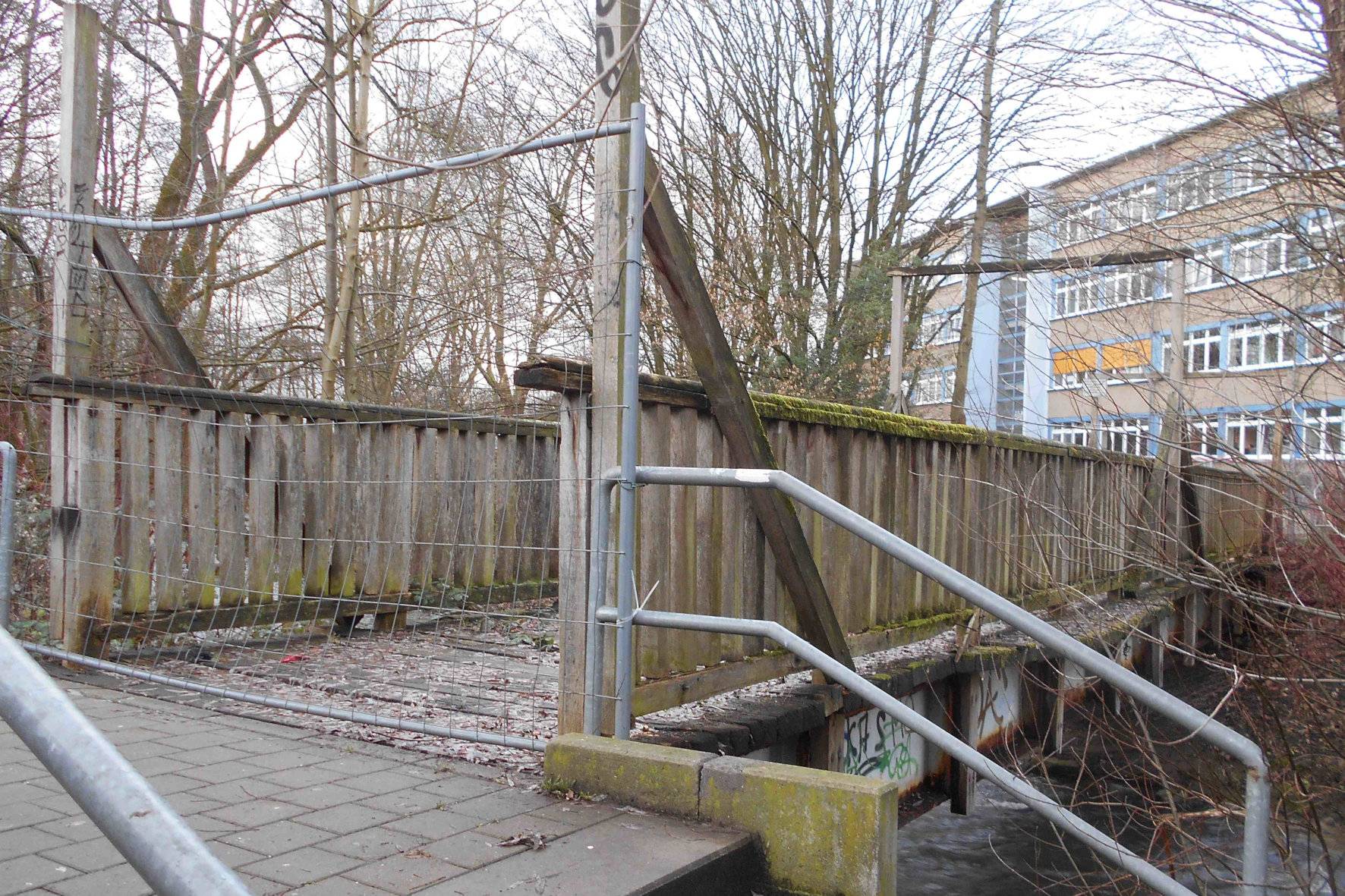 Vorzeitiger Rückbau der Brücke Neanderstraße