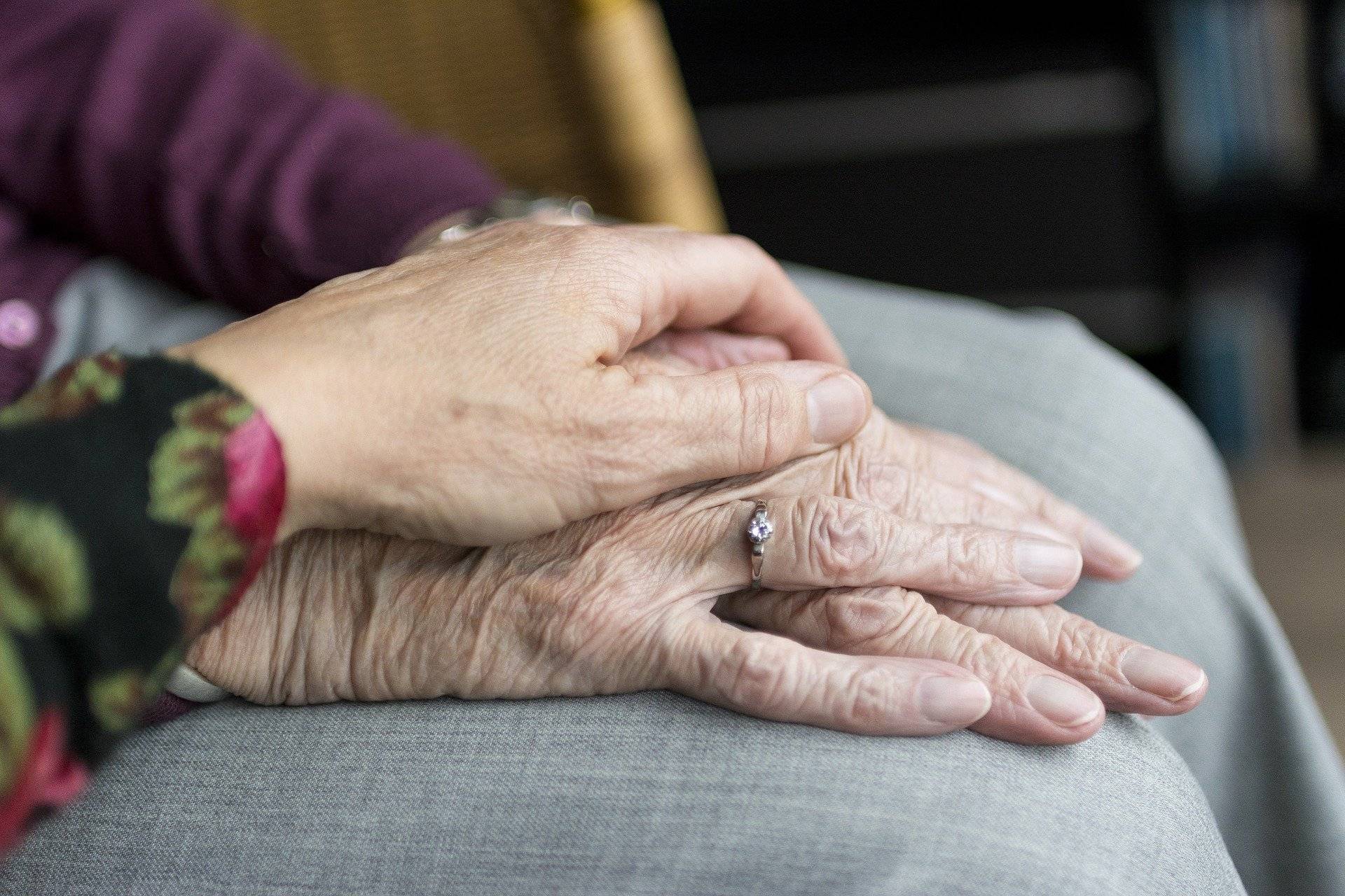 Allgemeinverfügung tritt am Dienstag in Kraft: Kreis begrenzt Besuche in Alten- und Pflegeeinrichtungen