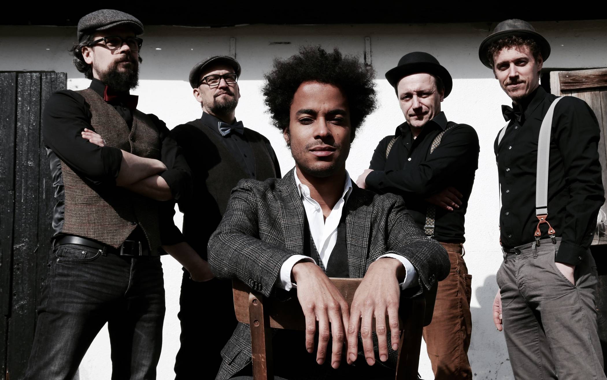  Das sind die Musiker von „Uncle Remus“: Simon Cohnitz (Bass), Thomas Plötzer (Keys), Jeffrey Amankwa (Singer), Frank Herbort (Guitar) und Sven Hansen (Drums, v.li.) 